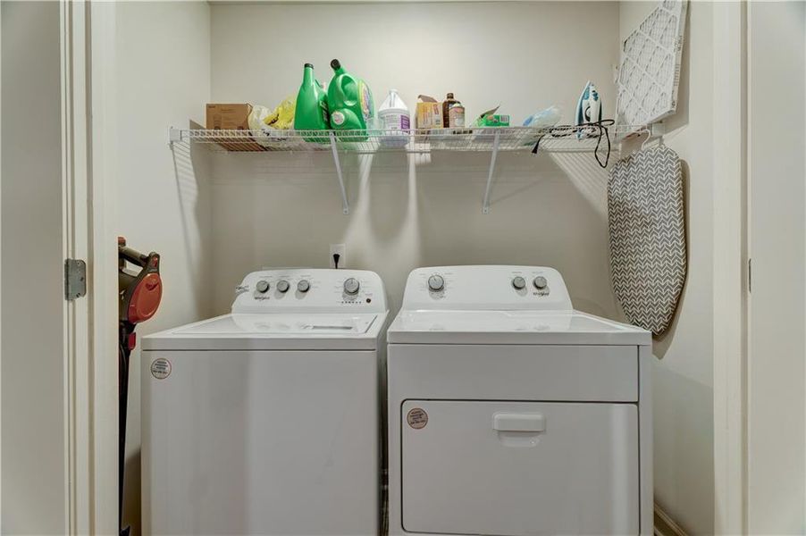 Close-up of interior finishes inside a home in , Dahlonega (Image 19).