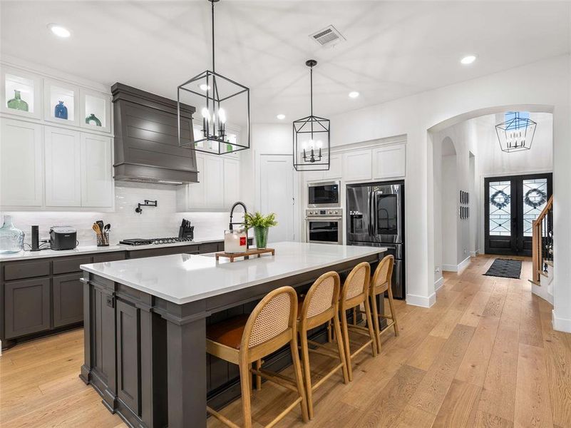 Here you can see the front entry