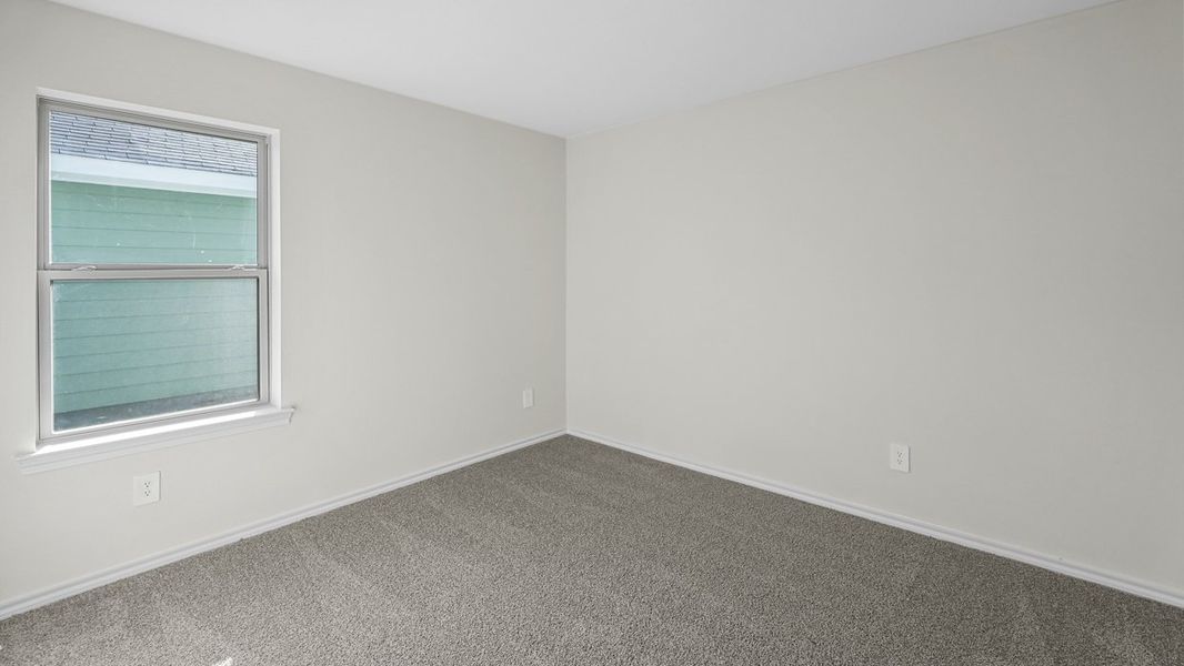 Spacious, unfurnished interior of a new home in Oak Valley Estates, Bullard (Image 15).