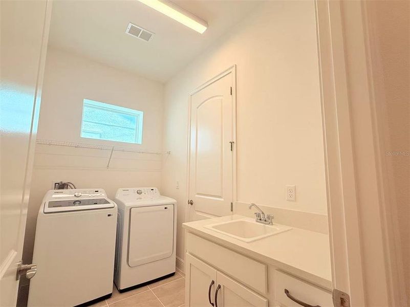 Furnished interior view inside a new home in , St. Cloud (Image 17).