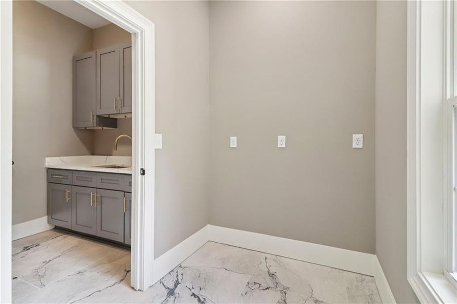 Spacious, unfurnished interior of a new home in , Lilburn (Image 82).