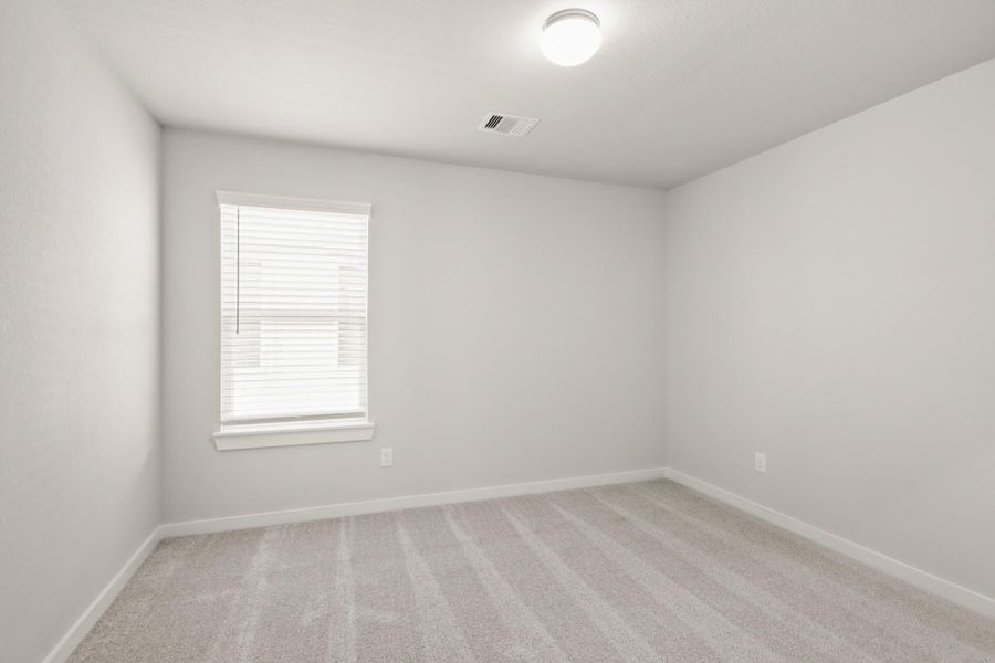 Spacious, unfurnished interior of a new home in Barton Creek Ranch, Conroe (Image 19). Spacious, unfurnished interior of a new home in Barton Creek Ranch, Conroe (Image 19).