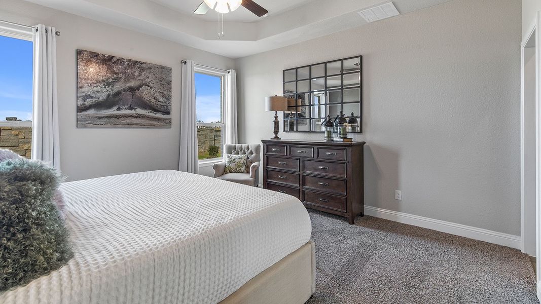 Furnished interior view inside a new home in Lakeview Pointe, Midlothian (Image 18).