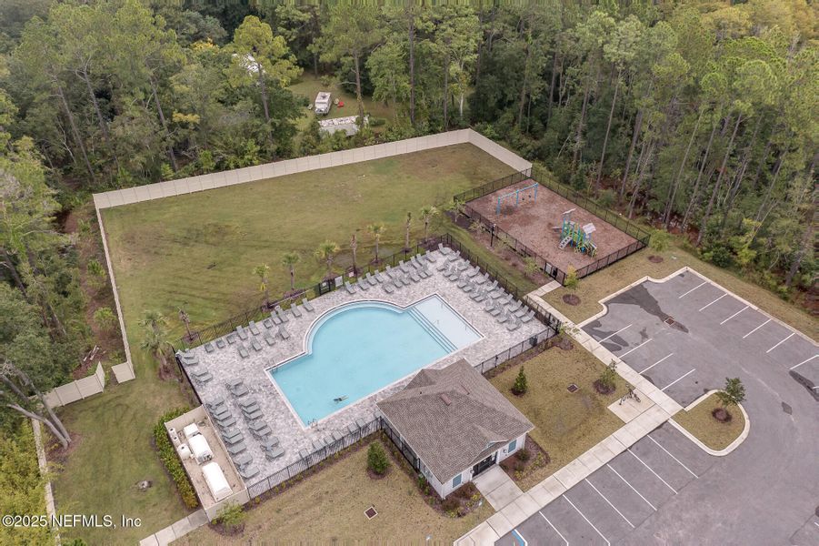 Community amenities in St Augustine Lakes: St Augustine Lakes 40S, St. Augustine (Image 27).