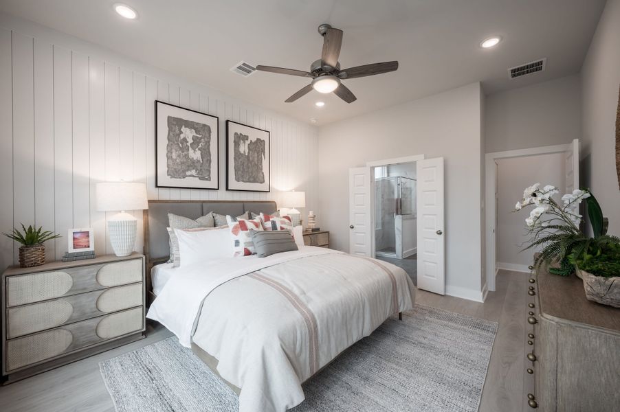 Representative furnished interior of a home built from the Cormorant by Tri Pointe Homes in Trillium, Richmond (Image 29).