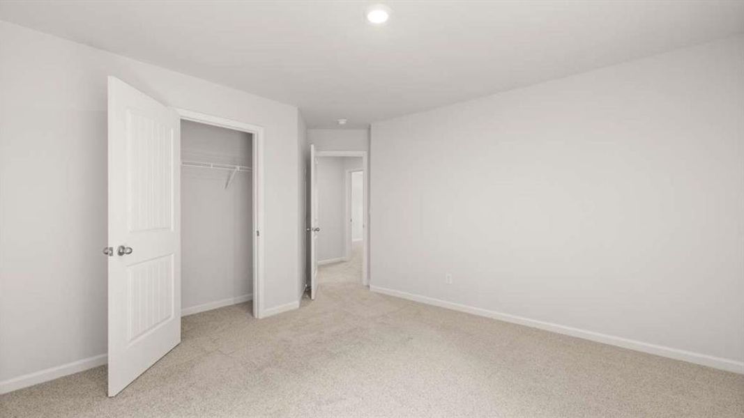 Spacious, unfurnished interior of a new home in Holland Estates, Powder Springs (Image 28). Spacious, unfurnished interior of a new home in Holland Estates, Powder Springs (Image 28).