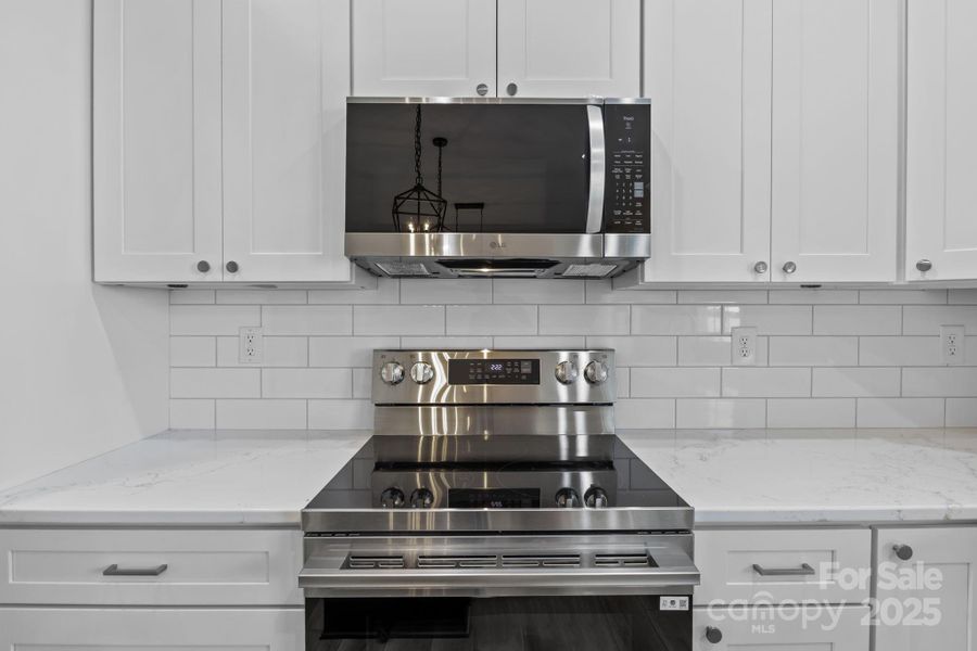 Close-up of interior finishes inside a home in , Olin (Image 13). Close-up of interior finishes inside a home in , Olin (Image 13).