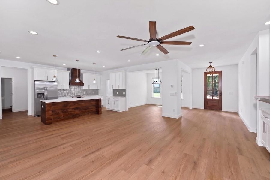 Spacious, unfurnished interior of a new home in , Johns Island (Image 16).