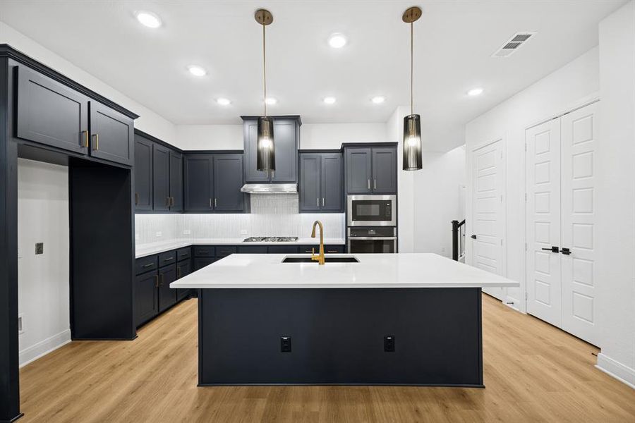 Furnished interior view inside a new home in Mantua Point Gardens, Van Alstyne (Image 10).