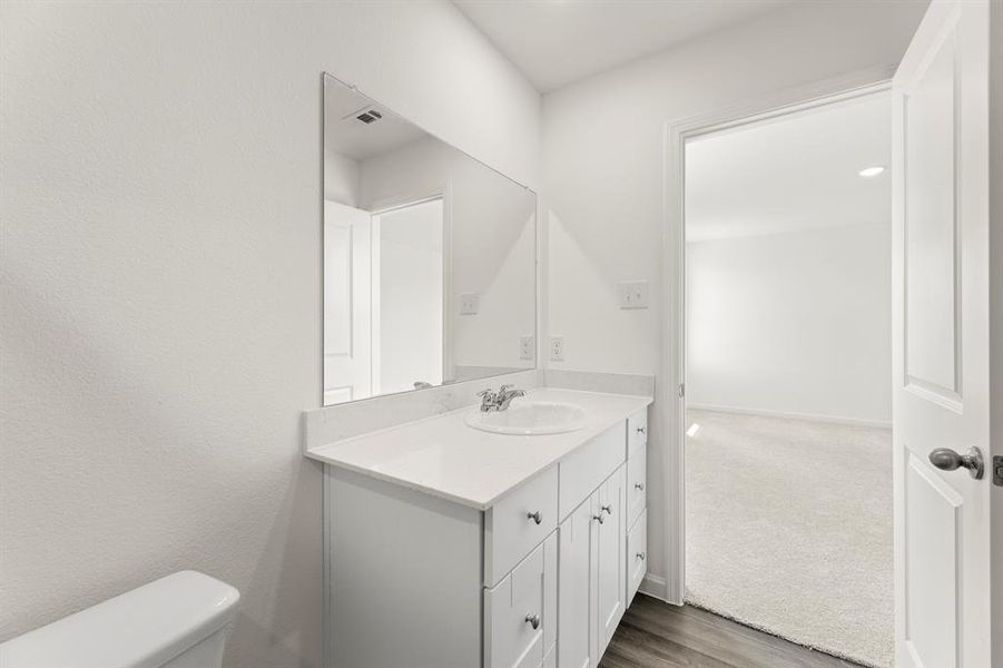 23. 1500 Lake Alpine - Bath (4)