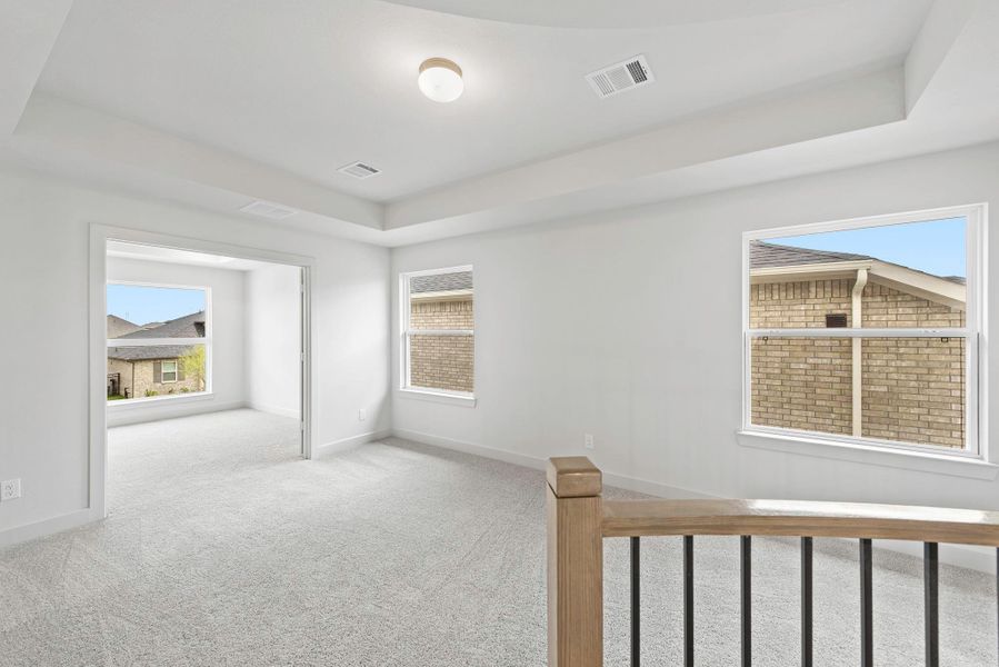 Spacious, unfurnished interior of a new home in Sunterra, Katy (Image 9). Spacious, unfurnished interior of a new home in Sunterra, Katy (Image 9).