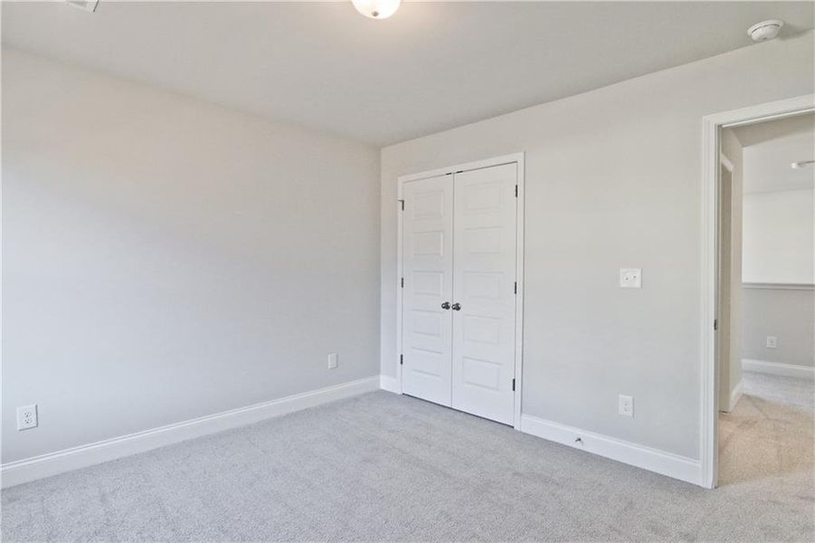Spacious, unfurnished interior of a new home in Somerset at Riverbrook, Gainesville (Image 31).