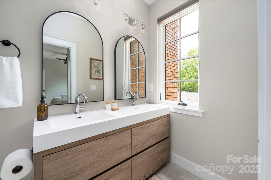 Dual Vanity Master Bath