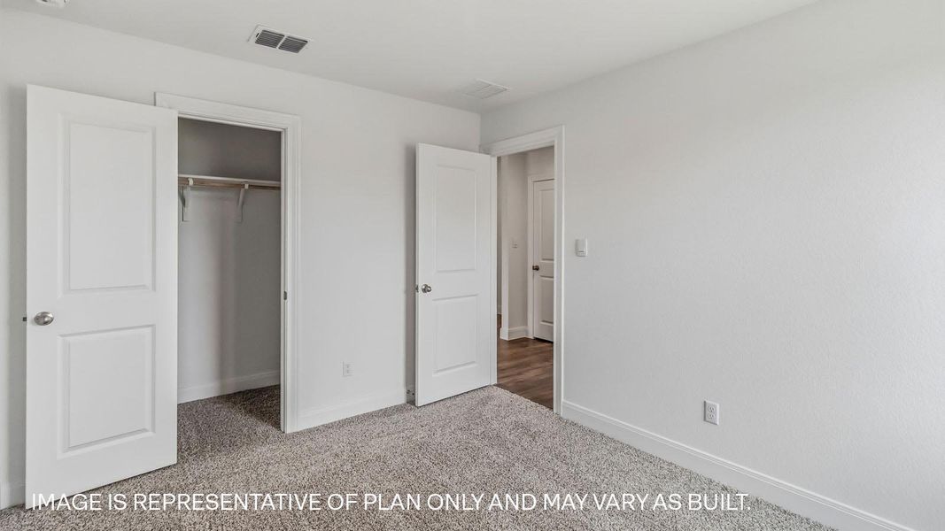 Spacious, unfurnished interior of a new home in Riverview, Georgetown (Image 11).