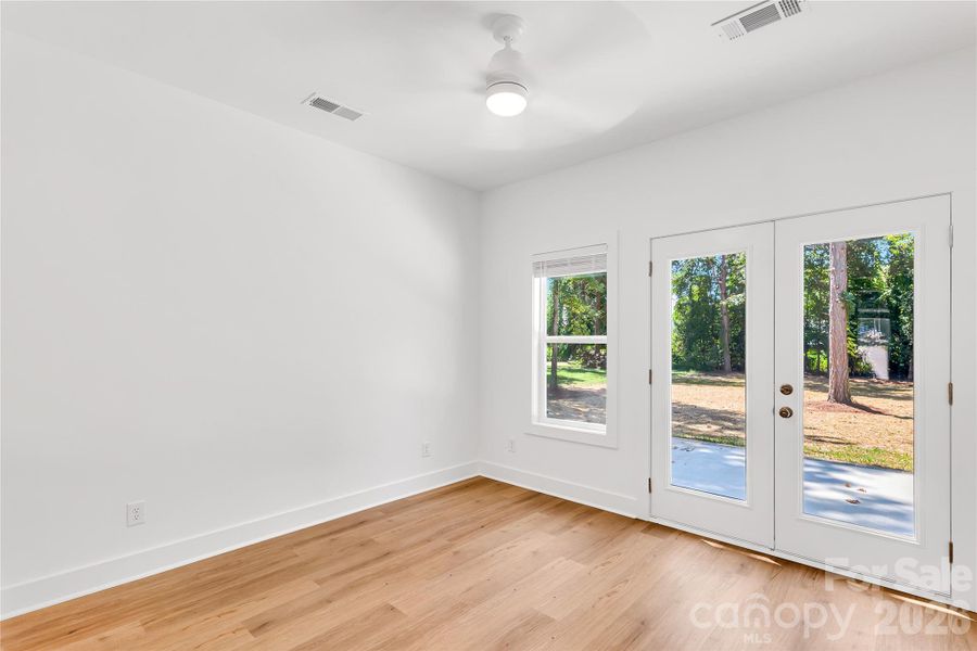 2nd Living Quarters flex/versatile room