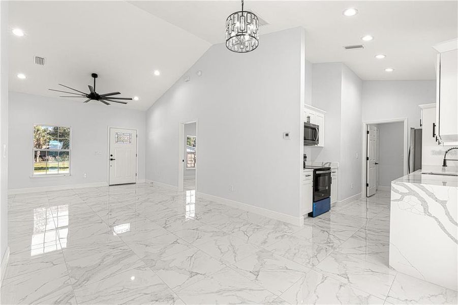 Spacious, unfurnished interior of a new home in , Summerfield (Image 21).