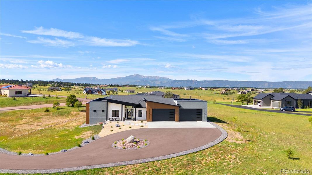 Image 45 of a home in .