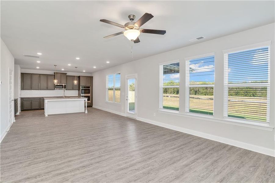 Spacious, unfurnished interior of a new home in , Bonaire (Image 23). Spacious, unfurnished interior of a new home in , Bonaire (Image 23).