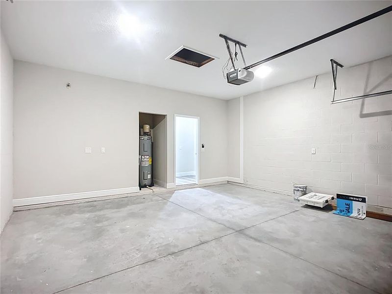 Spacious, unfurnished interior of a new home in , North Port (Image 52).