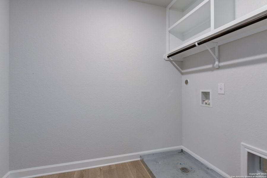 Spacious, unfurnished interior of a new home in Cordova Trails, Seguin (Image 19). Spacious, unfurnished interior of a new home in Cordova Trails, Seguin (Image 19).