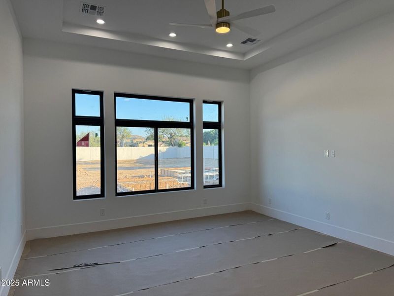 Master bedroom Master bedroom