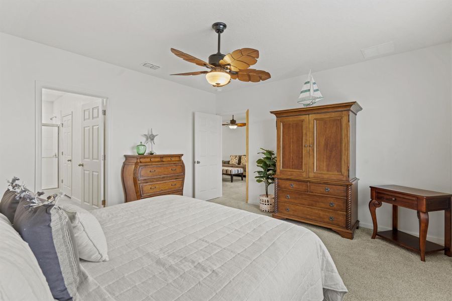 Furnished interior view inside a new home in , Port St. Lucie (Image 33).