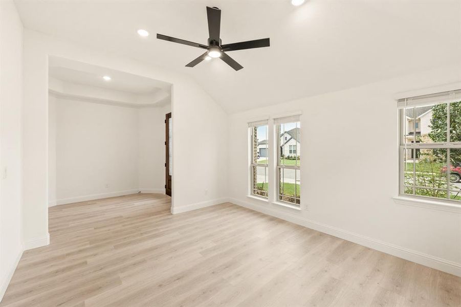 Spacious, unfurnished interior of a new home in West Crossing, Anna (Image 18). Spacious, unfurnished interior of a new home in West Crossing, Anna (Image 18).