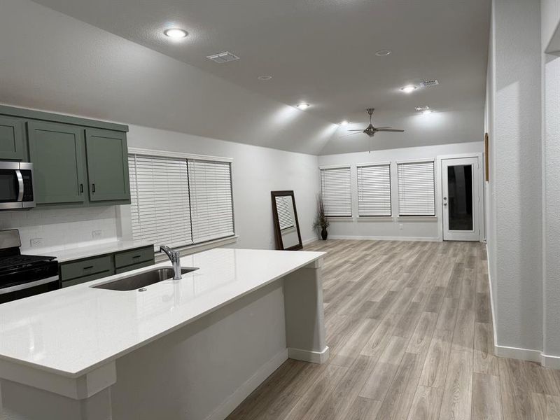 Furnished interior view inside a new home in , Lavon (Image 8).