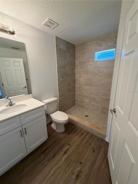 Furnished interior view inside a new home in , Bradenton (Image 3).