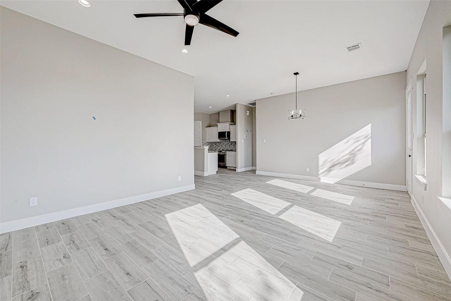 Spacious, unfurnished interior of a new home in , Needville (Image 26).