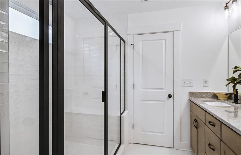 Furnished interior view inside a new home in Hunters Creek, Flowery Branch (Image 20).