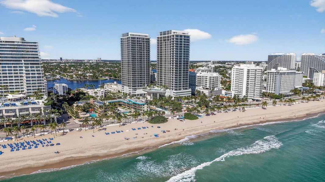 Condo located in Fort Lauderdale, FL showcasing its design and architecture (Image 39).