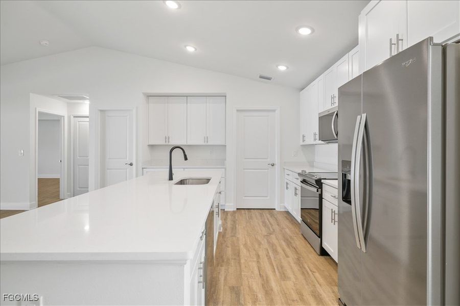 Furnished interior view inside a new home in Cape Coral, Cape Coral (Image 9).
