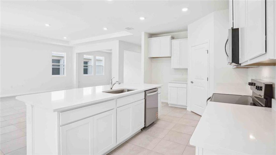 Furnished interior view inside a new home in Waterford, Brooksville (Image 7).