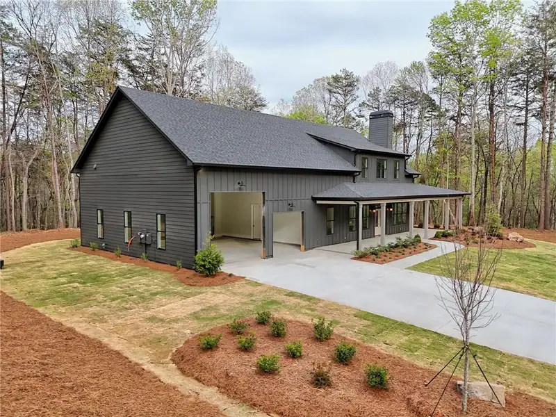 Image 73 of a home in .