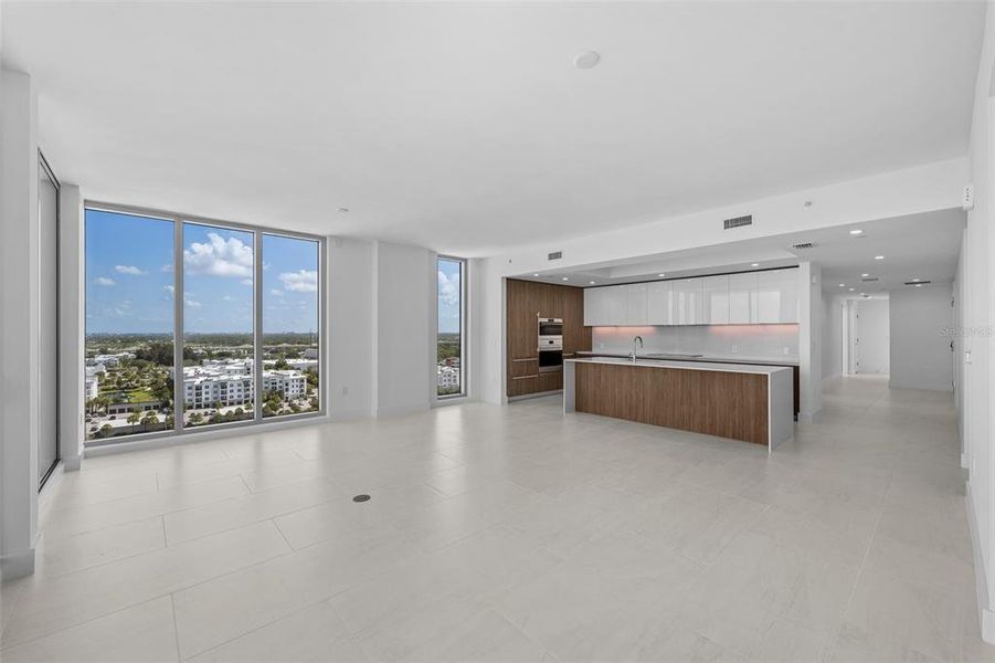Spacious, unfurnished interior of a new home in , Tampa (Image 55). Spacious, unfurnished interior of a new home in , Tampa (Image 55).