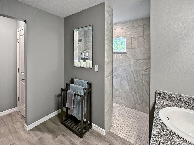 Image 43 of a home in .