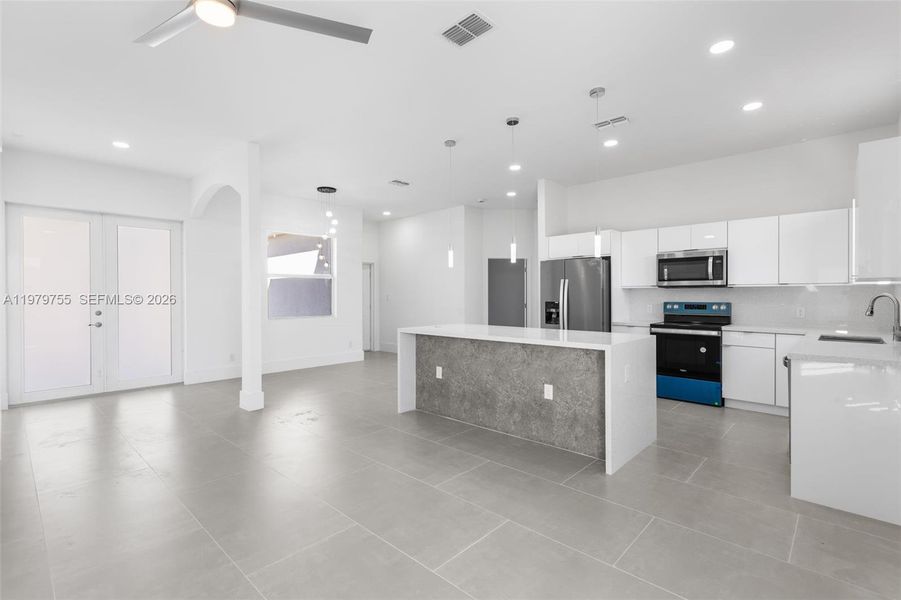 Furnished interior view inside a new home in , Lehigh Acres (Image 9).