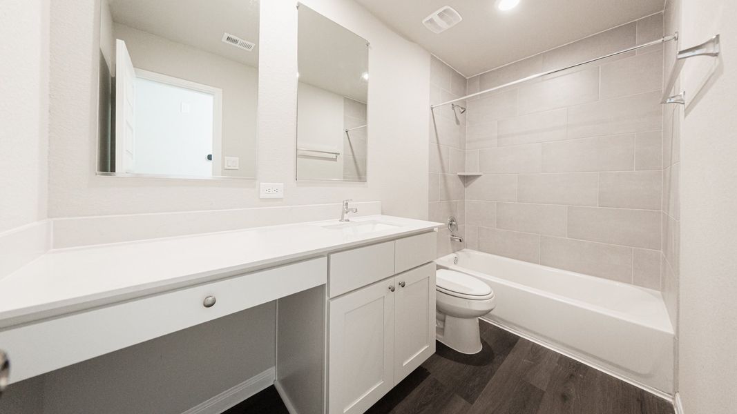 Secondary Bathroom Secondary Bathroom