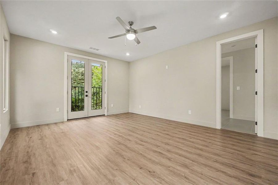 Spacious, unfurnished interior of a new home in , Decatur (Image 24).