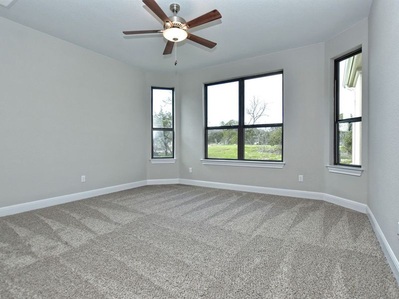 Representative unfurnished interior of a home built from the Madera II by Giddens Homes in Scofield Farms Estates, Georgetown (Image 305).