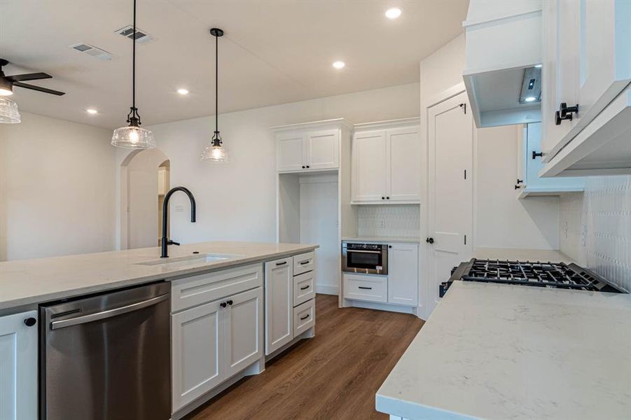 Furnished interior view inside a new home in , Heath (Image 15).