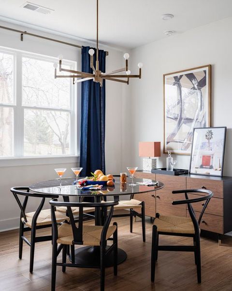 Furnished interior view inside a new home in Context at Oakhurst, Charlotte (Image 37). Furnished interior view inside a new home in Context at Oakhurst, Charlotte (Image 37).