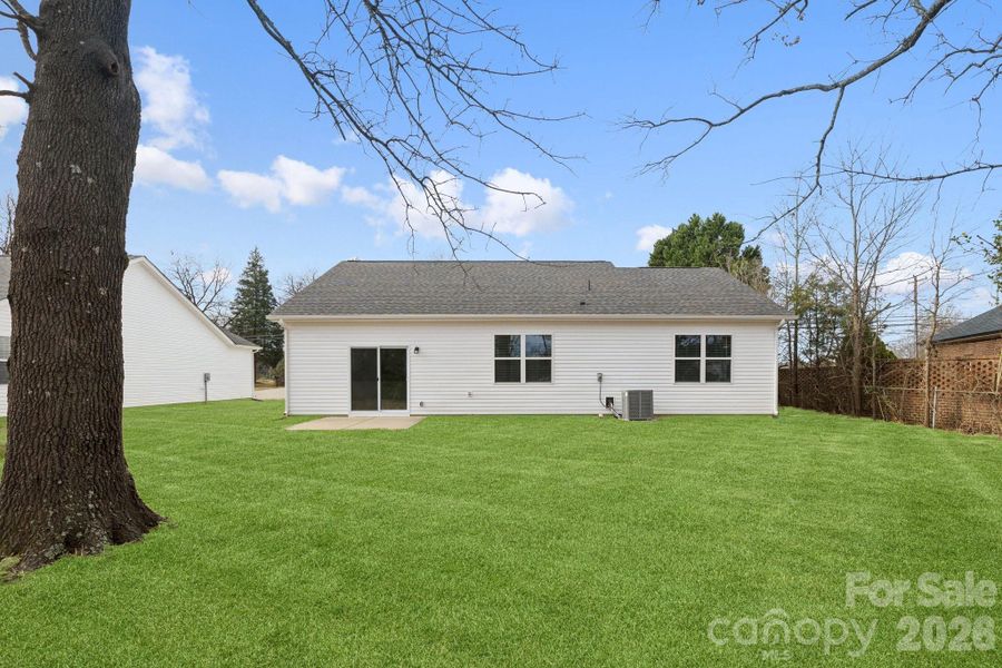 Exterior details and patio area of a home in , Monroe (Image 3).