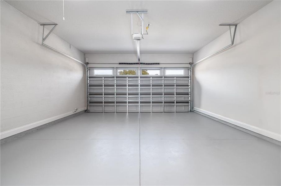 Spacious, unfurnished interior of a new home in , Palm Coast (Image 30).