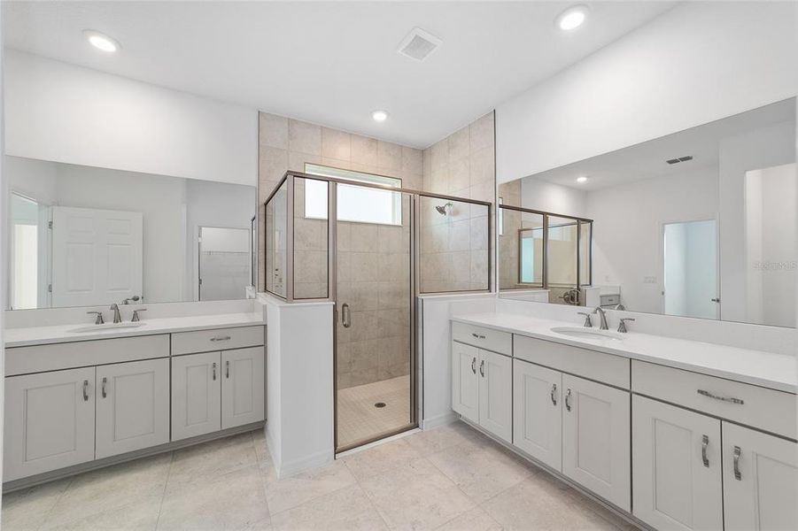 Furnished interior view inside a new home in Calesa Township, Ocala (Image 8).