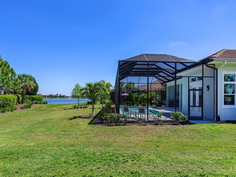 Exterior details and patio area of a home in , Lakewood Ranch (Image 26).