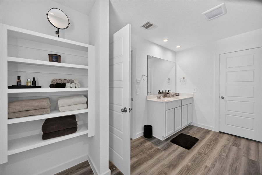 Furnished interior view inside a new home in , Houston (Image 11).