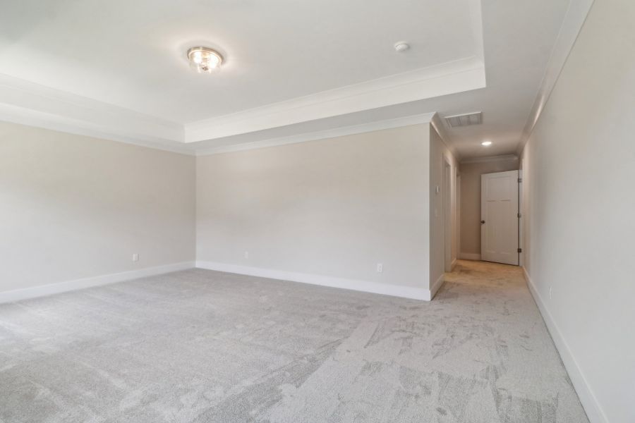 Representative unfurnished interior of a home built from the Collin II by Great Southern Homes in Cross Creek Golf Club, Seneca (Image 40). Representative unfurnished interior of a home built from the Collin II by Great Southern Homes in Cross Creek Golf Club, Seneca (Image 40).