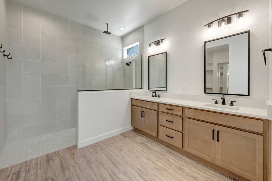 Owner's Bath Owner's Bath